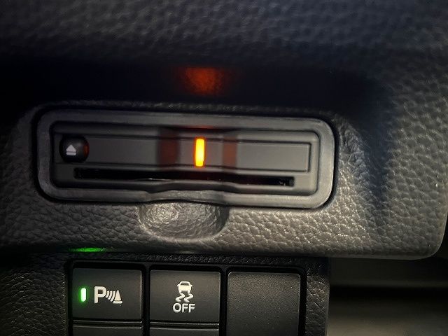 HONDA N BOX CUSTOM 2023 Image 31