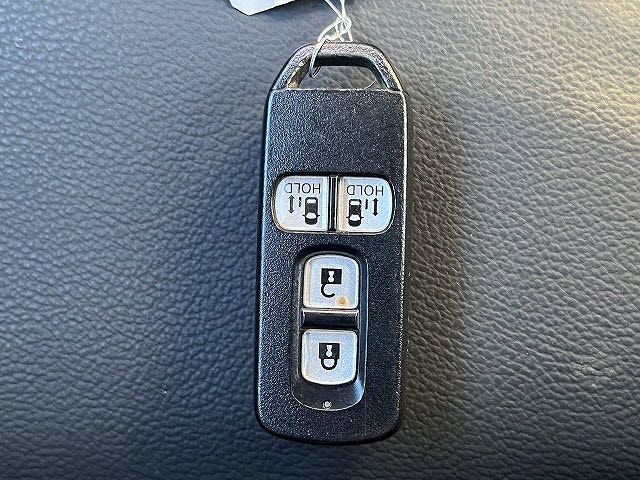 HONDA N BOX CUSTOM 2023 Image 31