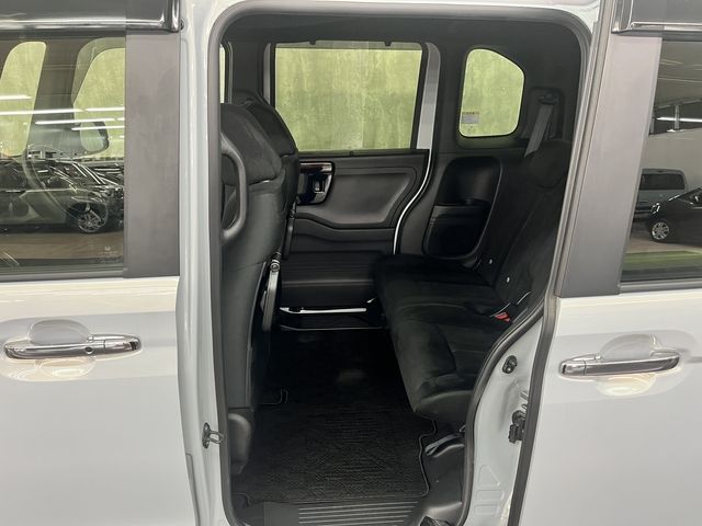 HONDA N BOX CUSTOM 2023 Image 31