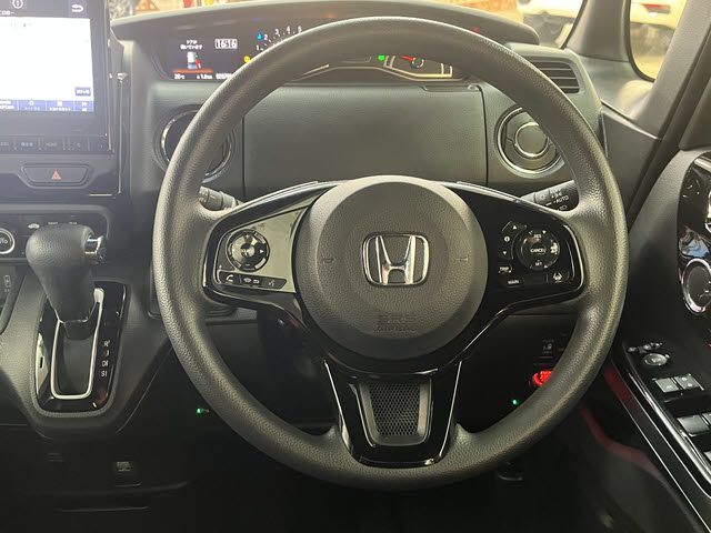 HONDA N BOX CUSTOM 2023 Image 31