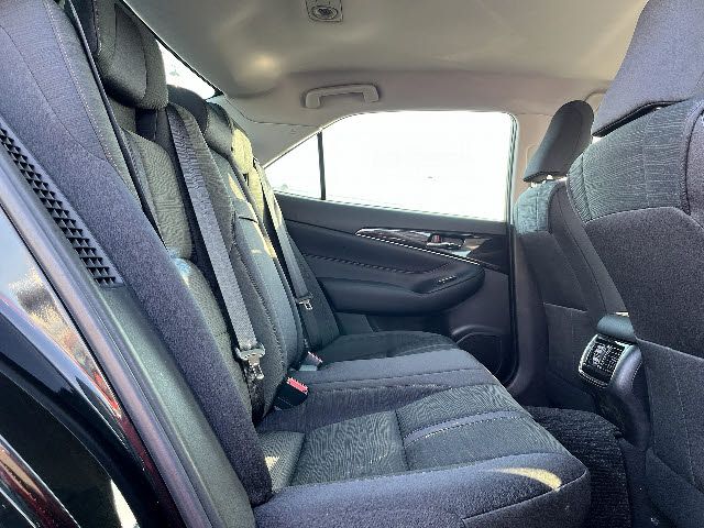 TOYOTA CROWN SEDAN HYBRID 2014 Image 31