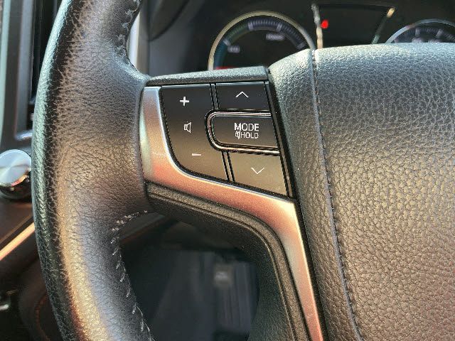 TOYOTA CROWN SEDAN HYBRID 2014 Image 31