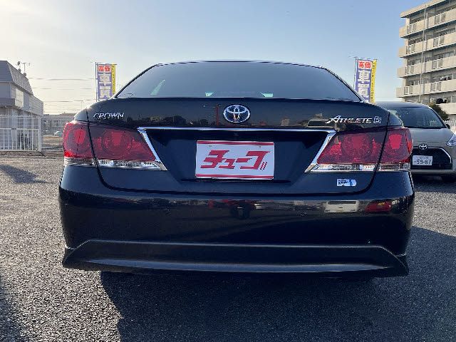 TOYOTA CROWN SEDAN HYBRID 2014 Image 31