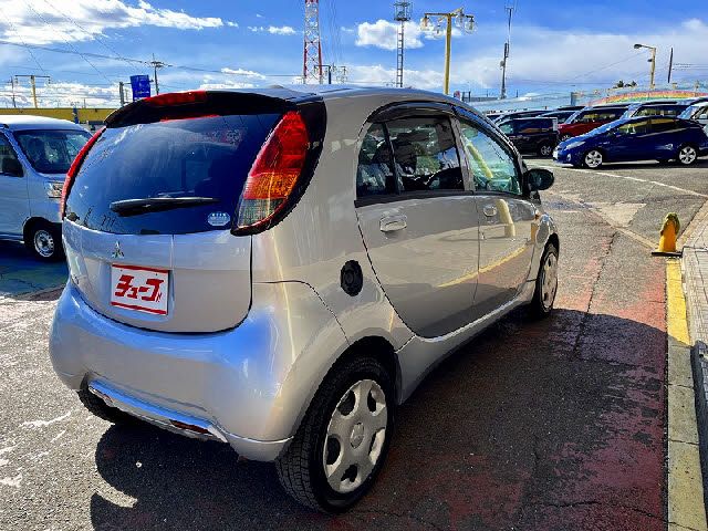 MITSUBISHI I 2011 Image 31