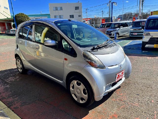 MITSUBISHI I 2011 Image 31
