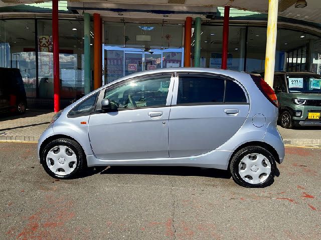 MITSUBISHI I 2011 Image 31