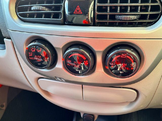 MITSUBISHI I 2011 Image 31