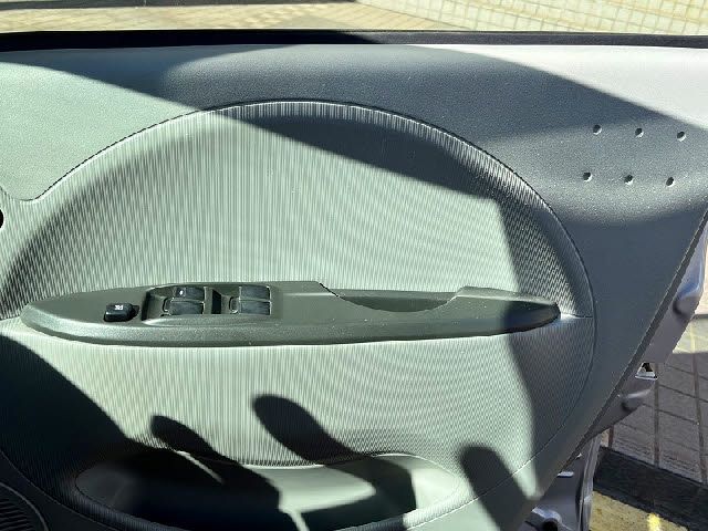 MITSUBISHI I 2011 Image 31