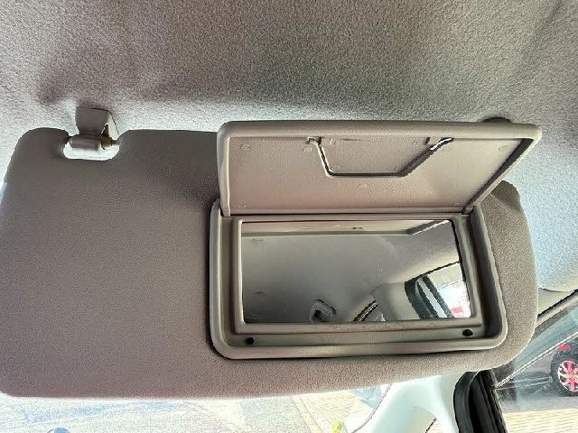 MITSUBISHI I 2011 Image 31