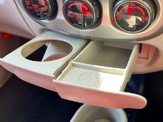 MITSUBISHI I 2011 Image 31