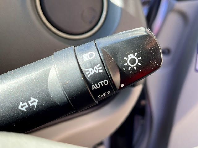 MITSUBISHI I 2011 Image 31