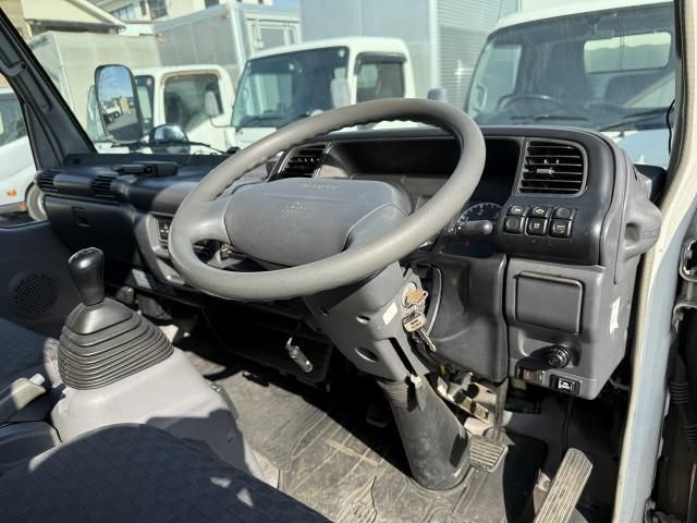 ISUZU ELF 2005 Image 31