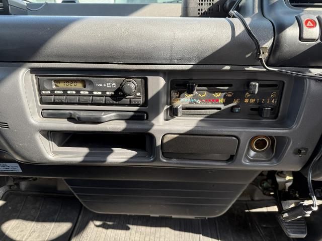 ISUZU ELF 2005 Image 31