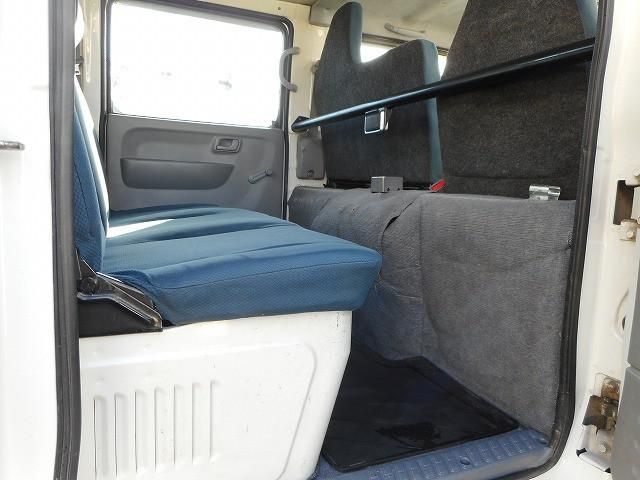 MITSUBISHI CANTER 2013 Image 31