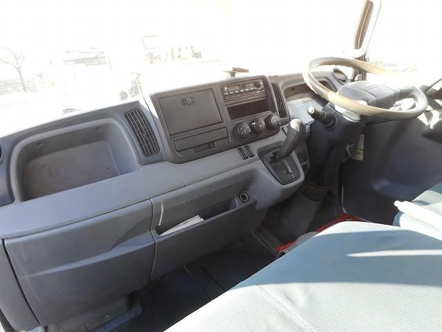 MITSUBISHI CANTER 2013 Image 31