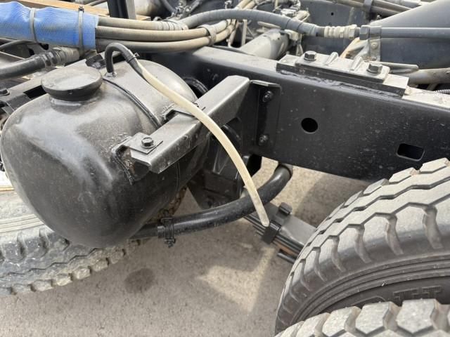 HINO DUTRO 2019 Image 31