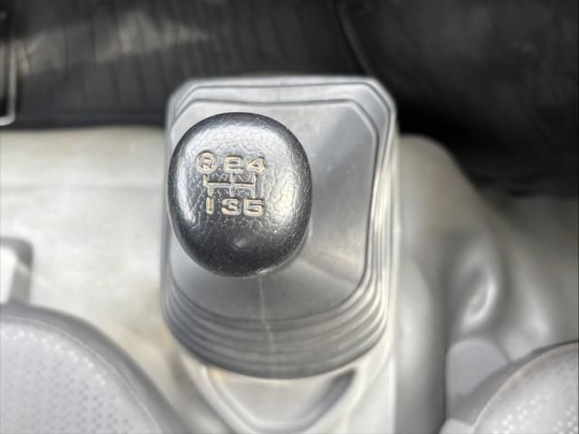 HINO DUTRO 2019 Image 31