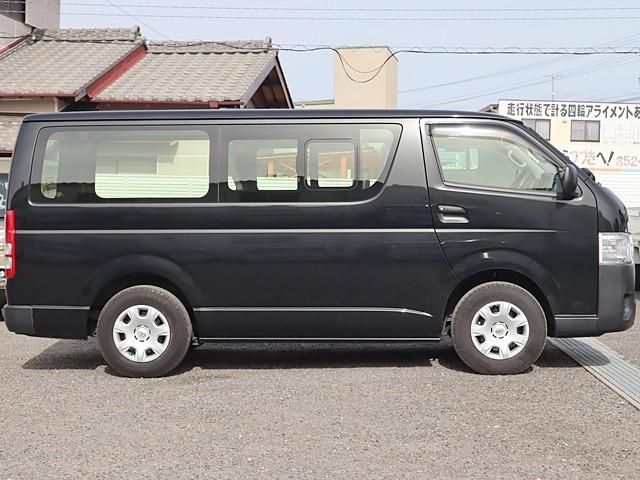 TOYOTA HIACE VAN 2WD 2023 Image 31