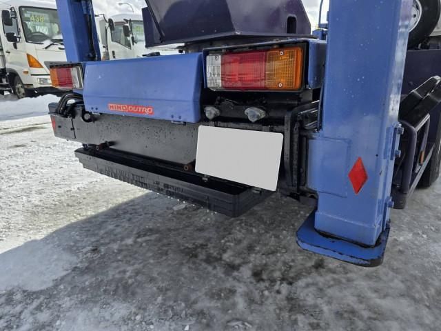 HINO DUTRO 2007 Image 31