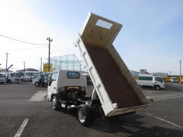 ISUZU ELF 2023 Image 31