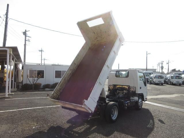 ISUZU ELF 2023 Image 31