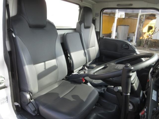 ISUZU ELF 2023 Image 31