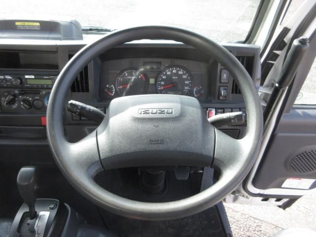 ISUZU ELF 2023 Image 31