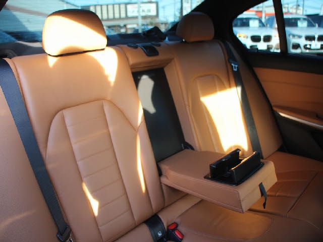 BMW 3SERIES SEDAN 2022 Image 31