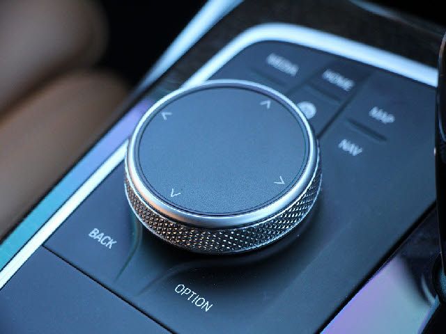 BMW 3SERIES SEDAN 2022 Image 31