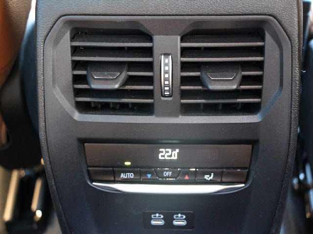 BMW 3SERIES SEDAN 2022 Image 31