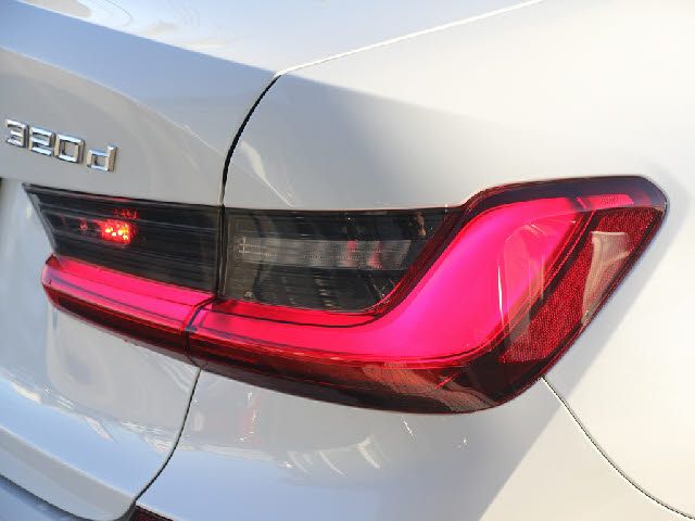 BMW 3SERIES SEDAN 2022 Image 31