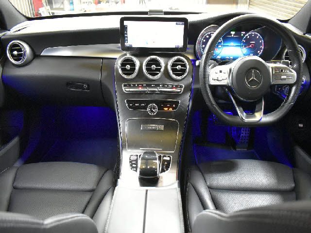 MERCEDES BENZ C CLAS 2020 Image 31