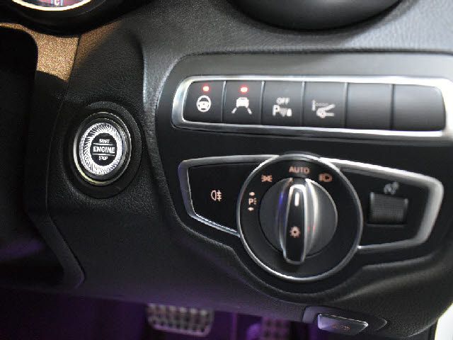 MERCEDES BENZ C CLAS 2020 Image 31