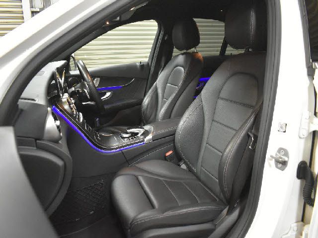 MERCEDES BENZ C CLAS 2020 Image 31