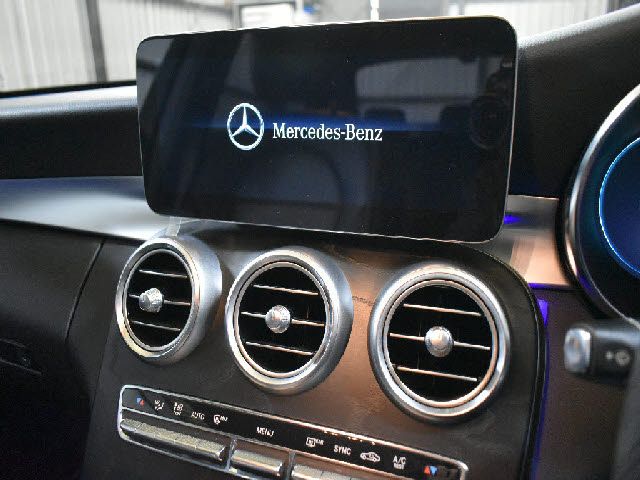 MERCEDES BENZ C CLAS 2020 Image 31