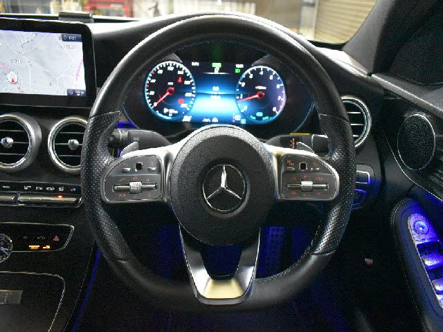 MERCEDES BENZ C CLAS 2020 Image 31