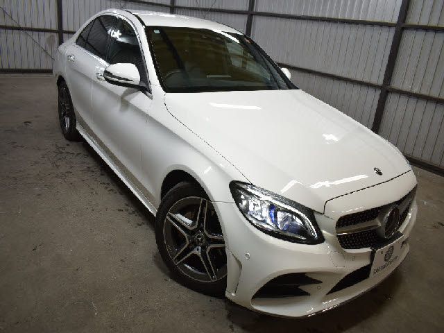 MERCEDES BENZ C CLAS 2020 Image 31