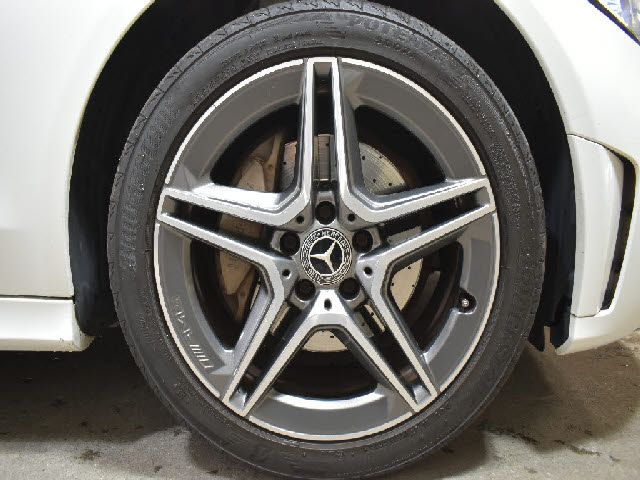 MERCEDES BENZ C CLAS 2020 Image 31