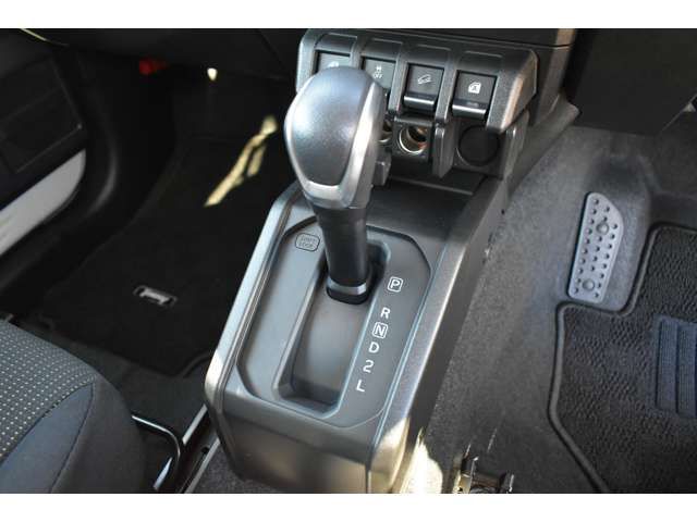 SUZUKI JIMNY 4WD 2021 Image 31