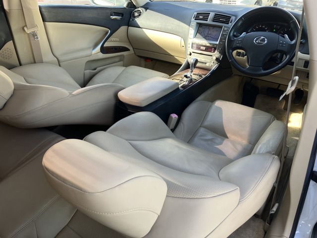 TOYOTA LEXUS IS250 2006 Image 31