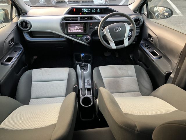 TOYOTA AQUA 2014 Image 31