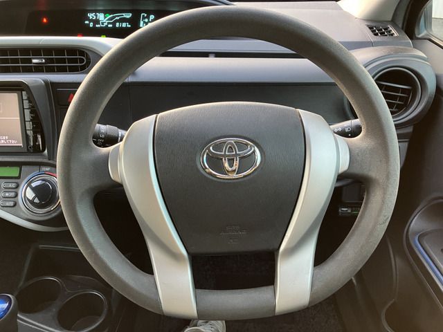 TOYOTA AQUA 2014 Image 31