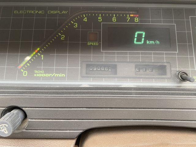 TOYOTA CRESTA 1983 Image 31