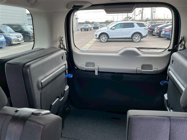 NISSAN SERENA  WG 2017 Image 31