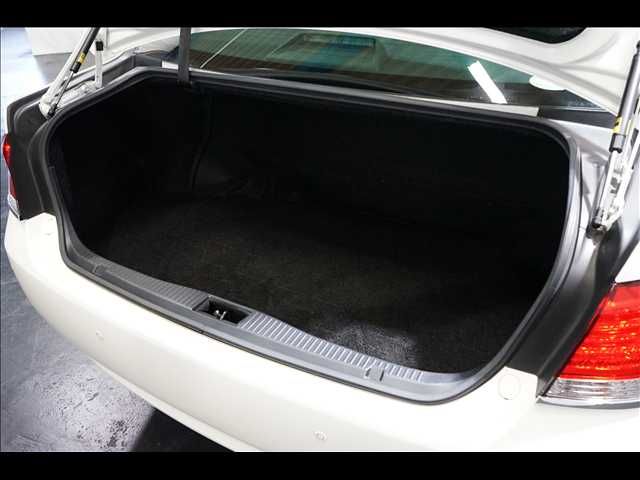 TOYOTA CROWN SEDAN HYBRID 2014 Image 31