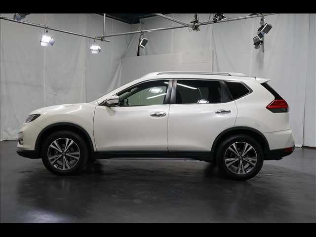 NISSAN X-TRAIL 2WD 2017 Image 31