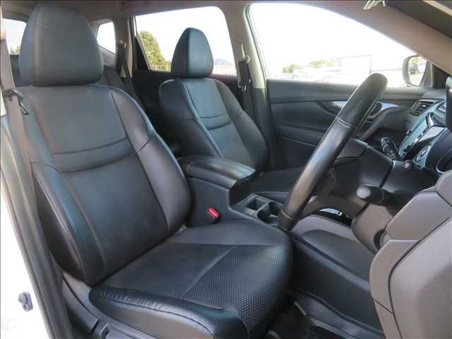 NISSAN X-TRAIL 2WD 2017 Image 31