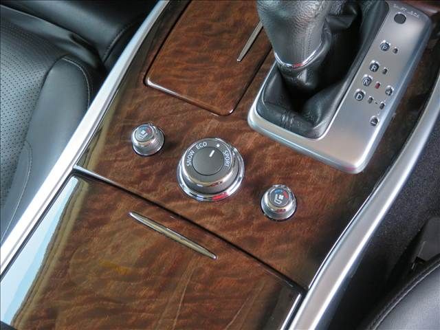 NISSAN FUGA HYBRID 2012 Image 31