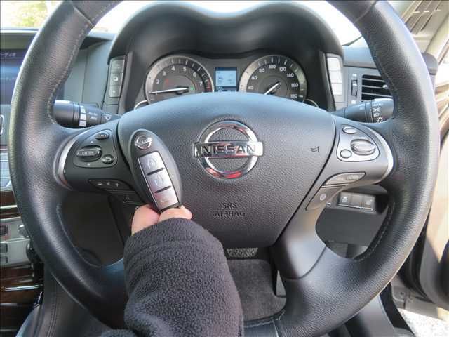 NISSAN FUGA HYBRID 2012 Image 31