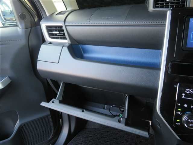 TOYOTA ROOMY 2018 Image 31